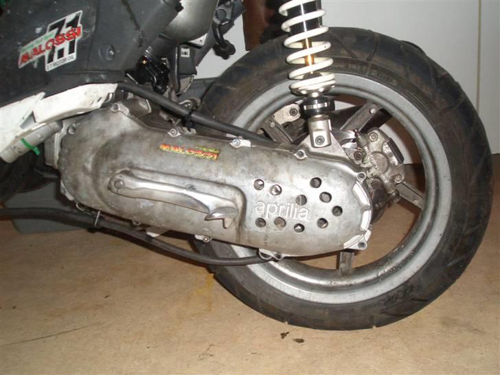 Aprilia sr50 Baneracer til salg billede 3