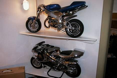 MiniBike SJGM-200 - mine fede bikes, biken i bunden er en devilsbike til 4500,- og kan kører over 100km/t billede 11