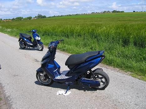 Yamaha JOG R  - vin vens i baggrunden billede 10