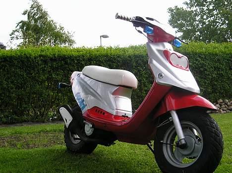 PGO Hot50 Ferrari-ed SOLGT billede 1