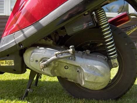 Yamaha Jog FS - Snart poleret vario-dæksel og Koso chrom kickstarter... billede 8