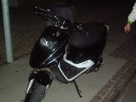 PGO Hot50 SOLGT billede 4