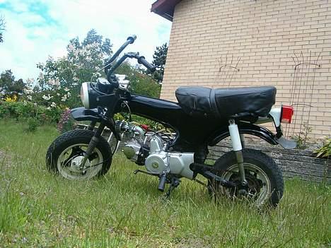 Honda Dax solgt billede 10