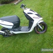 Aprilia Sonic Solgt
