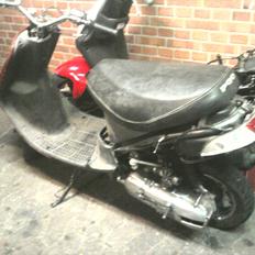 PGO Comet 70cc. { Banejern } 