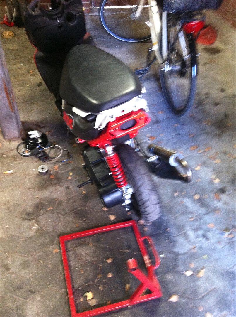 Aprilia Sonic TS SOLGT billede 9