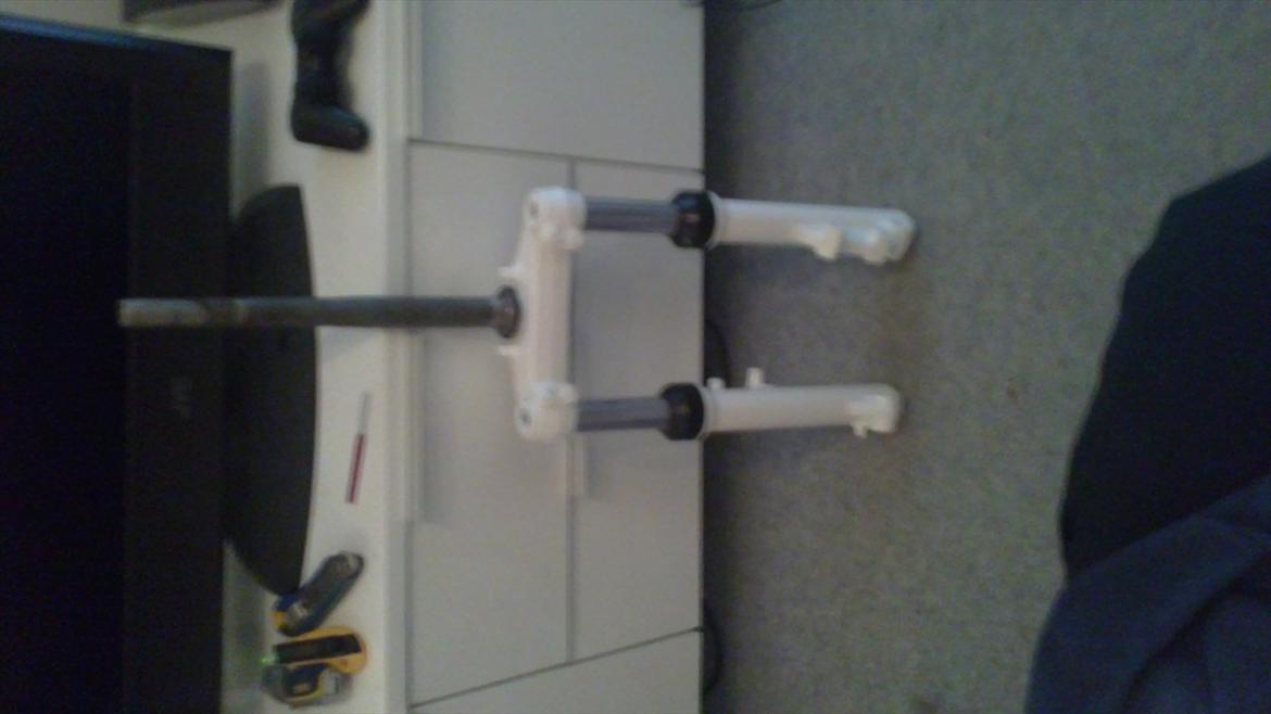 PGO hot 50 - ny lakeret forgaffel pisse flot resultat billede 5