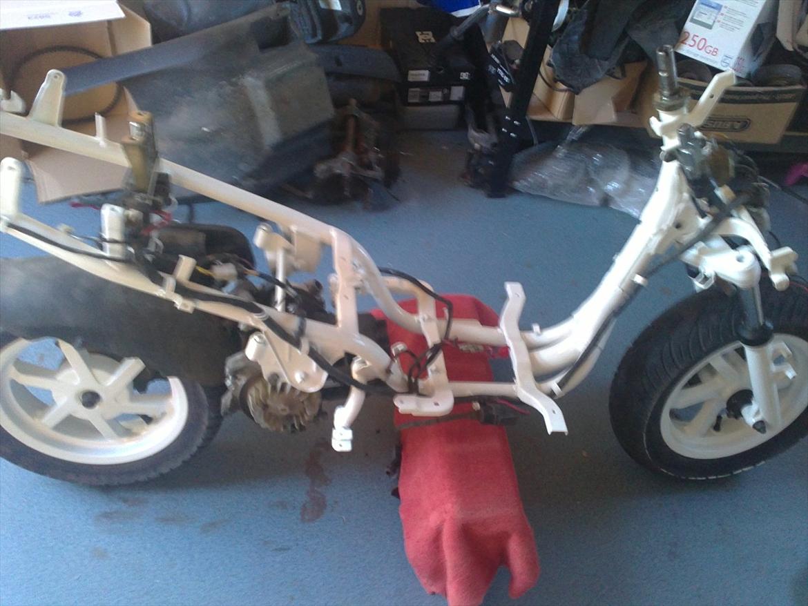 PGO hot 50 - under opbygning billede 3