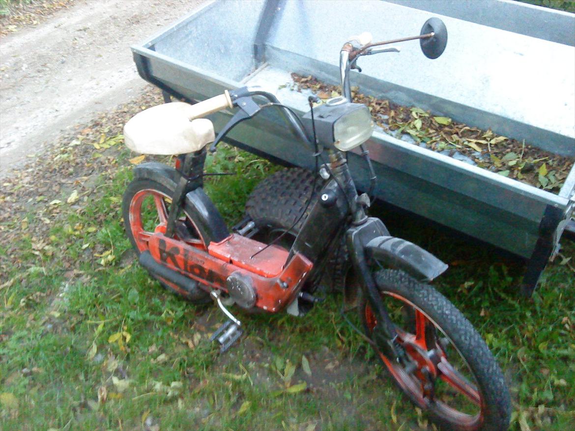 Vespa Ciao Pasta Negra AC ND - Den flotte lakering er lavet af ukendte rollespils-nørder, hos den tidligere ejer :) billede 3