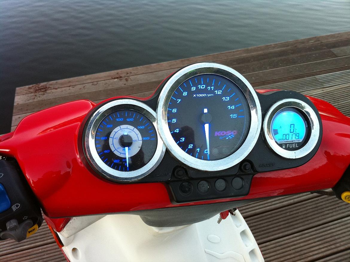 Peugeot Speedfight 2 LC DD *SOLGT* billede 2