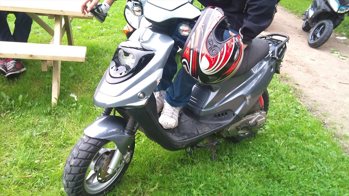 PGO HOT 50 billede 7