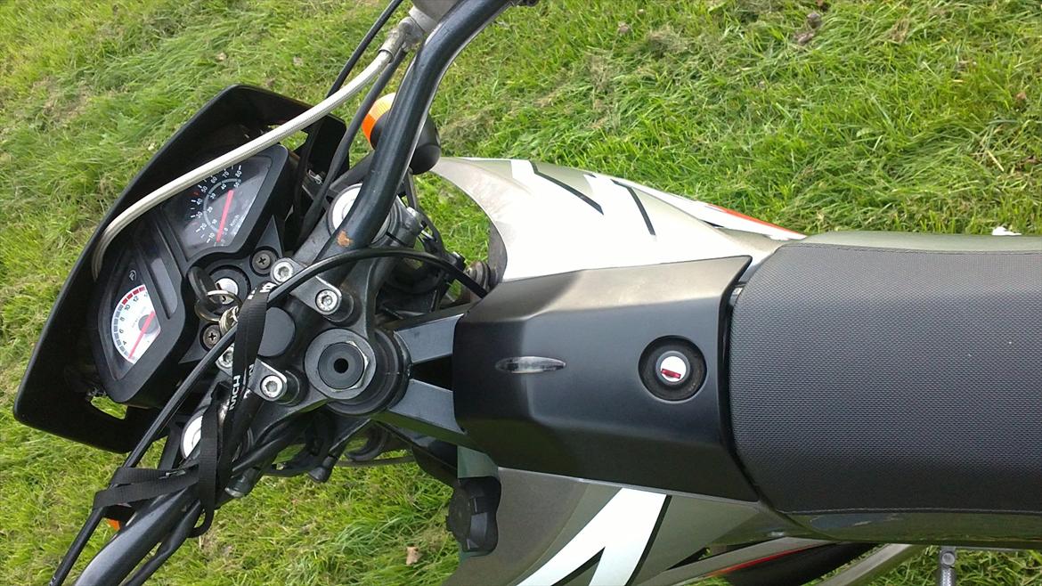 Derbi Senda solgt billede 7