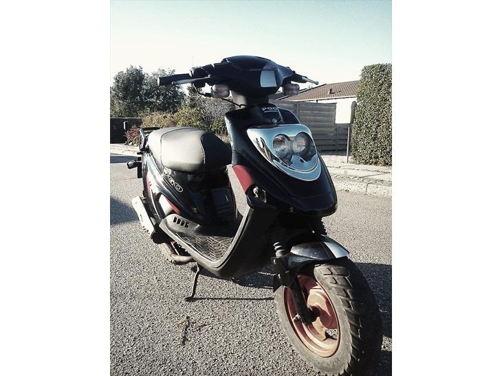 {{currentPhoto.altText}} billede {{currentPhoto.number}}