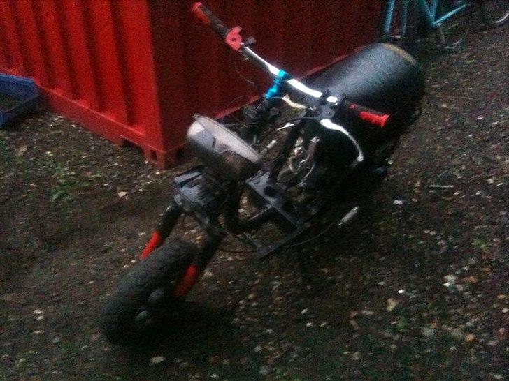 Piaggio zip GL - Italy race 47,6 < AC > splittet  billede 4