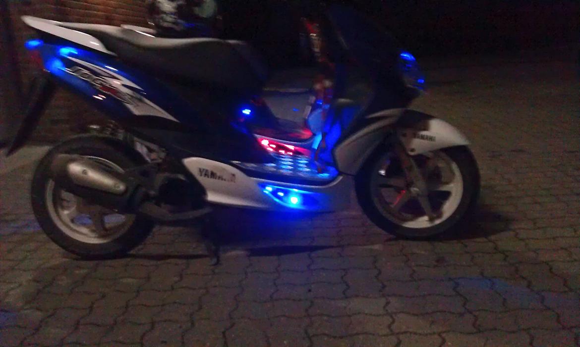 Yamaha jog r  billede 8