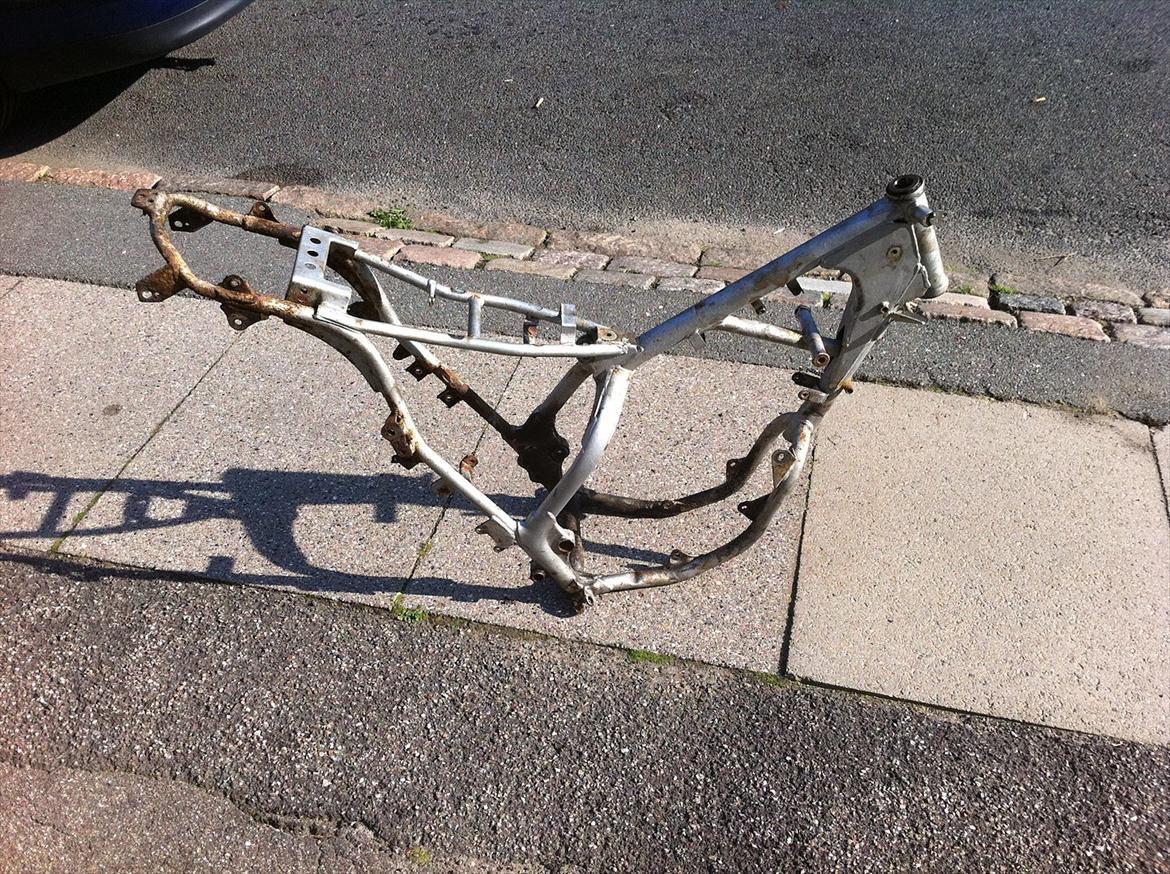 Suzuki RMX (Solgt) - Stel før sandblæsning  billede 9