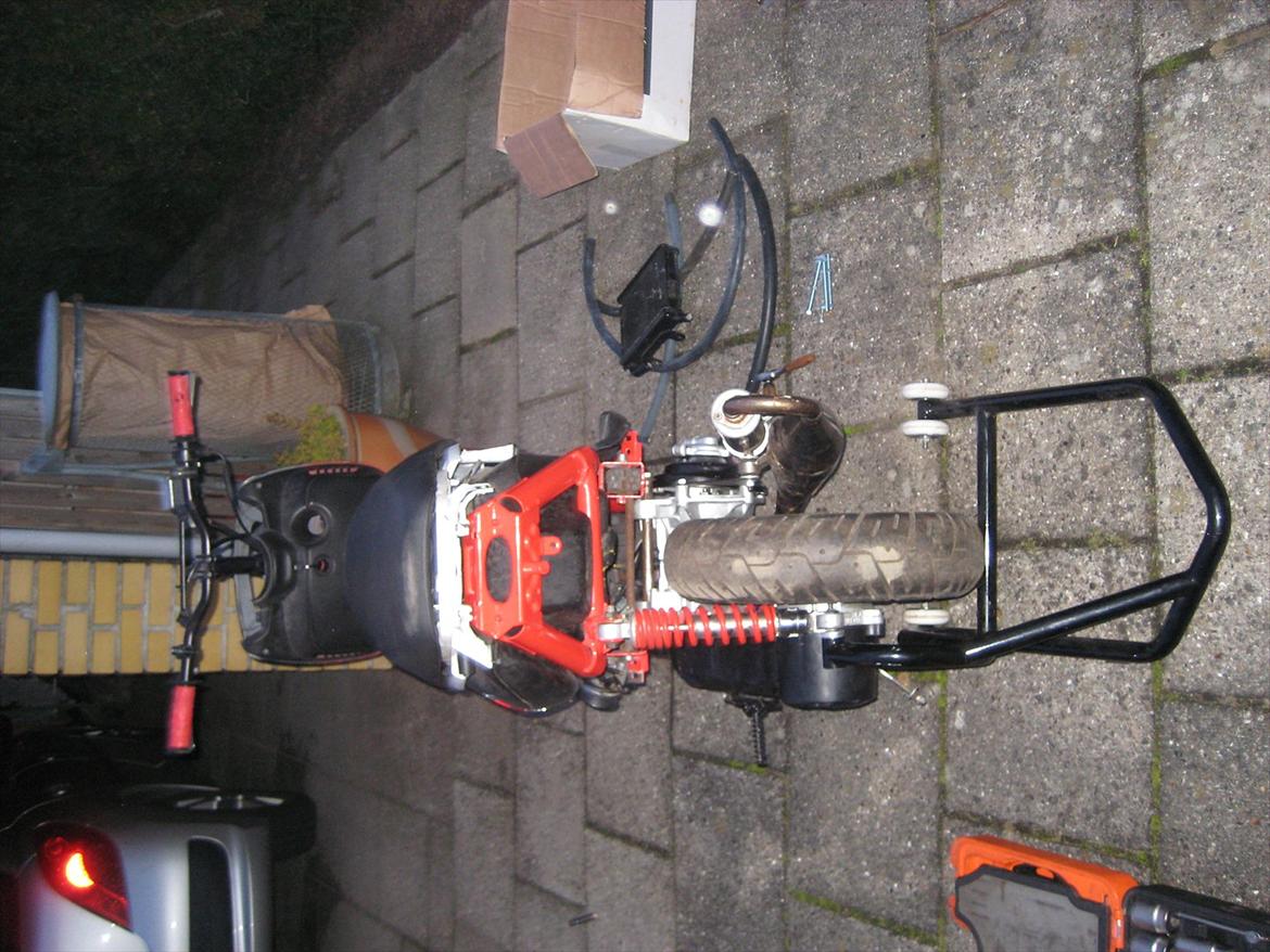 Aprilia Malossi MHR Team II LC - Sonic billede 12