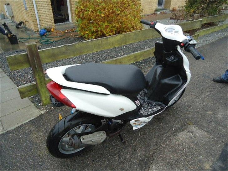 Yamaha Jog R (Tidl. Scooter) billede 2