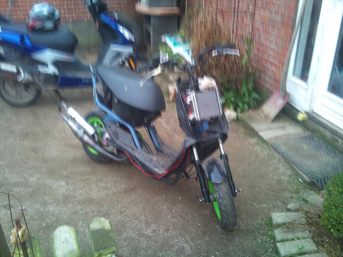 Aprilia Sonic GP duo ost (solgt) billede 2