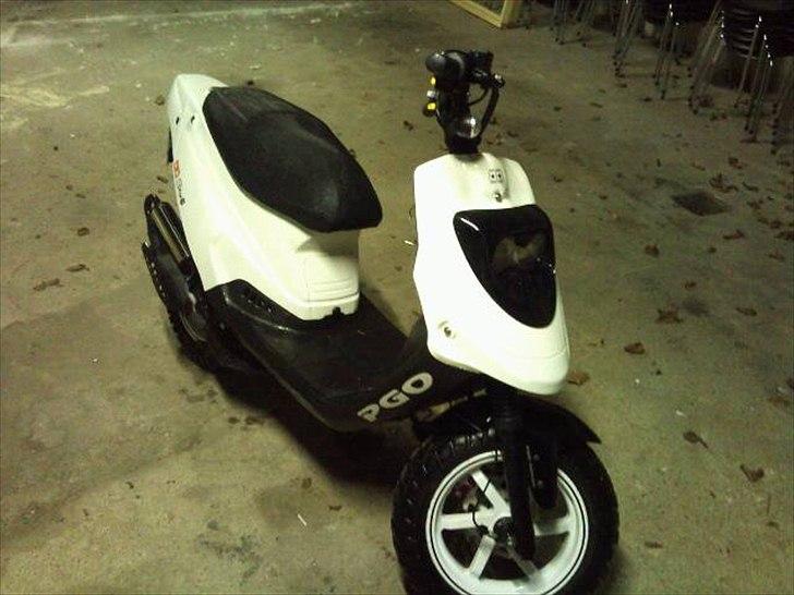 PGO Hot 50 Naked billede 9