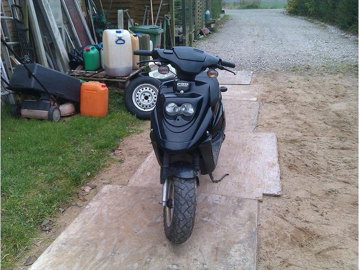 {{currentPhoto.altText}} billede {{currentPhoto.number}}