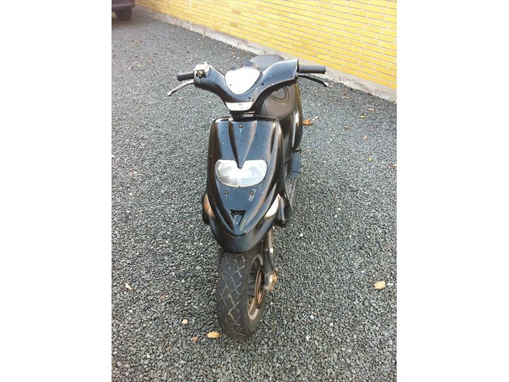 {{currentPhoto.altText}} billede {{currentPhoto.number}}