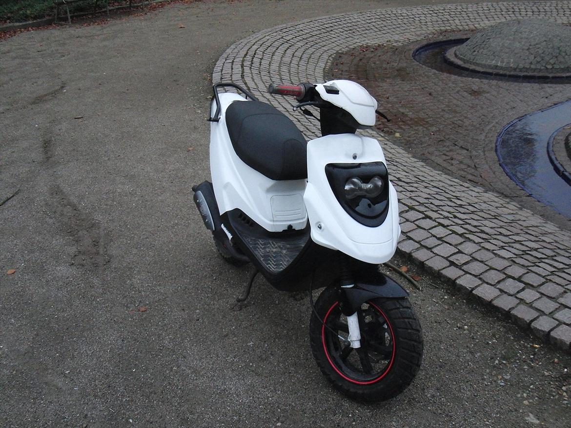 PGO Hot 50 - SOLGT - billede 2