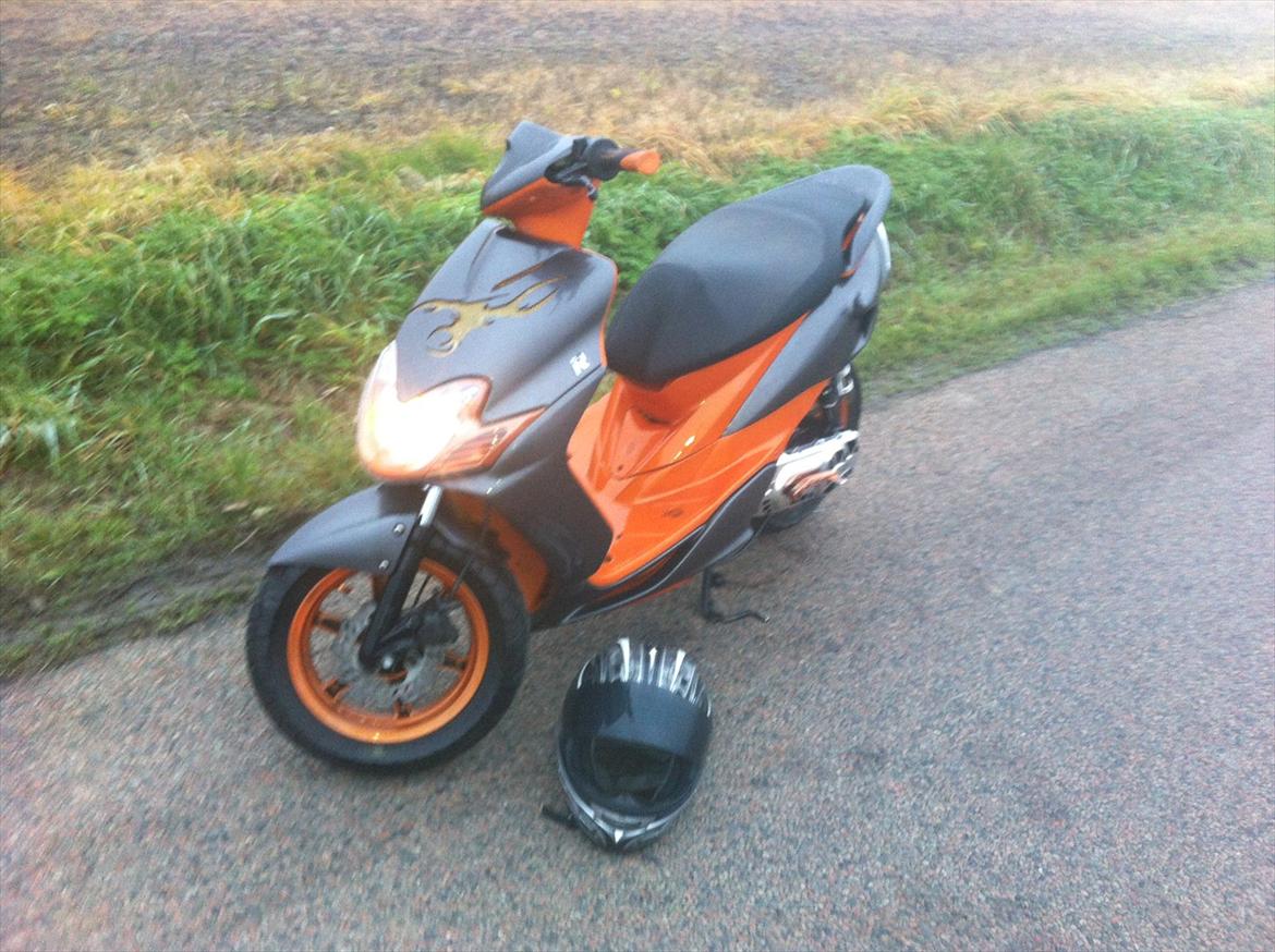 Yamaha jog r billede 1