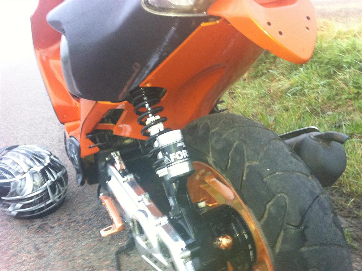 Yamaha jog r billede 5