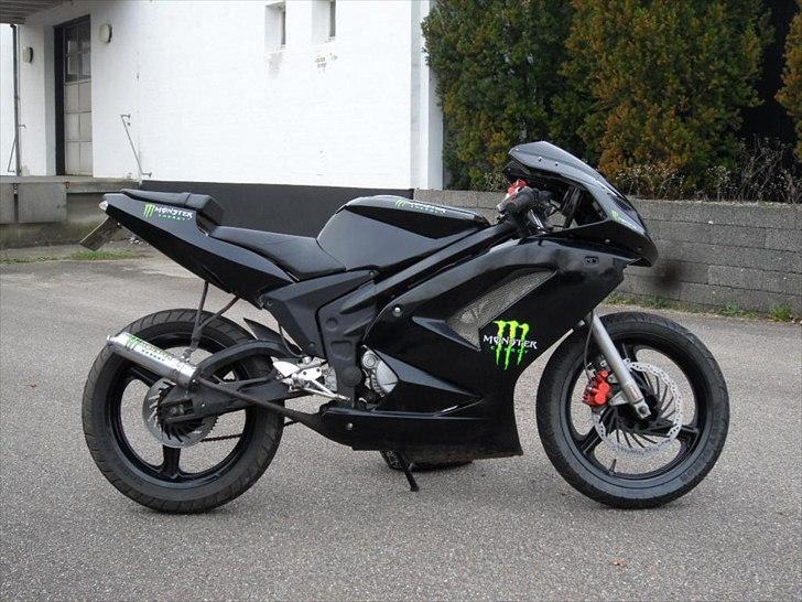 Rieju Rs2 Matrix - Monster Energy Edition  billede 7