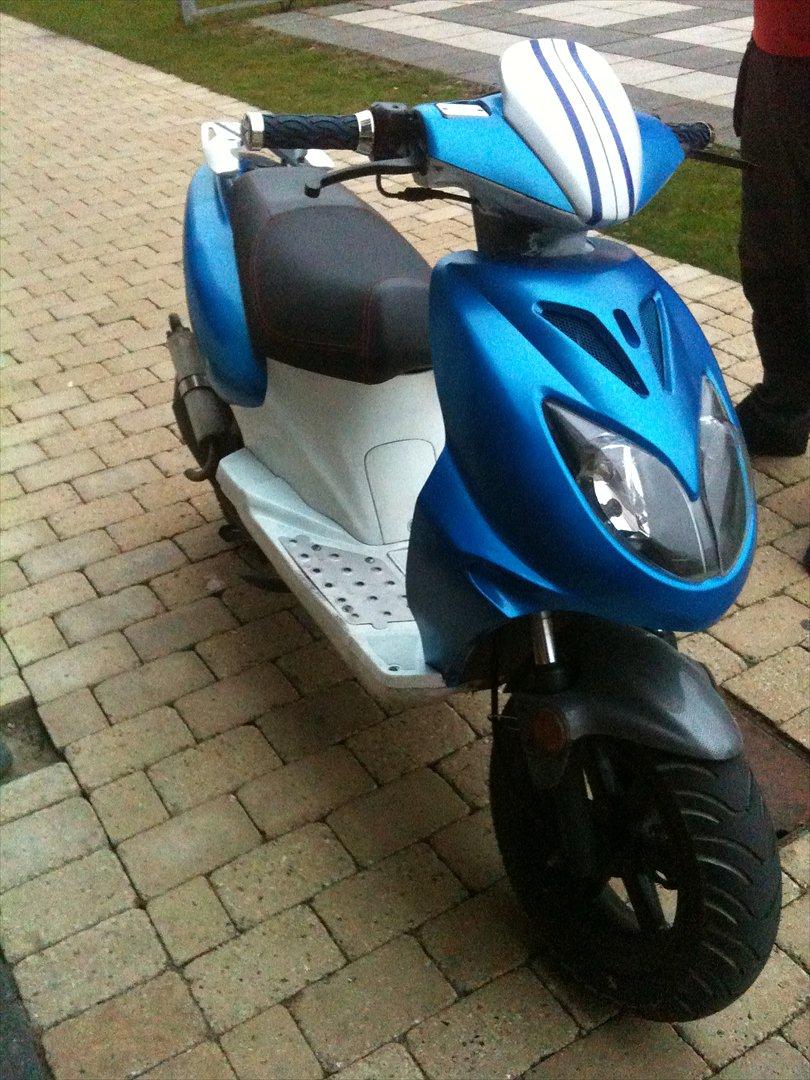 Keeway F-act TIL SALG    <blue 'n' white> billede 1