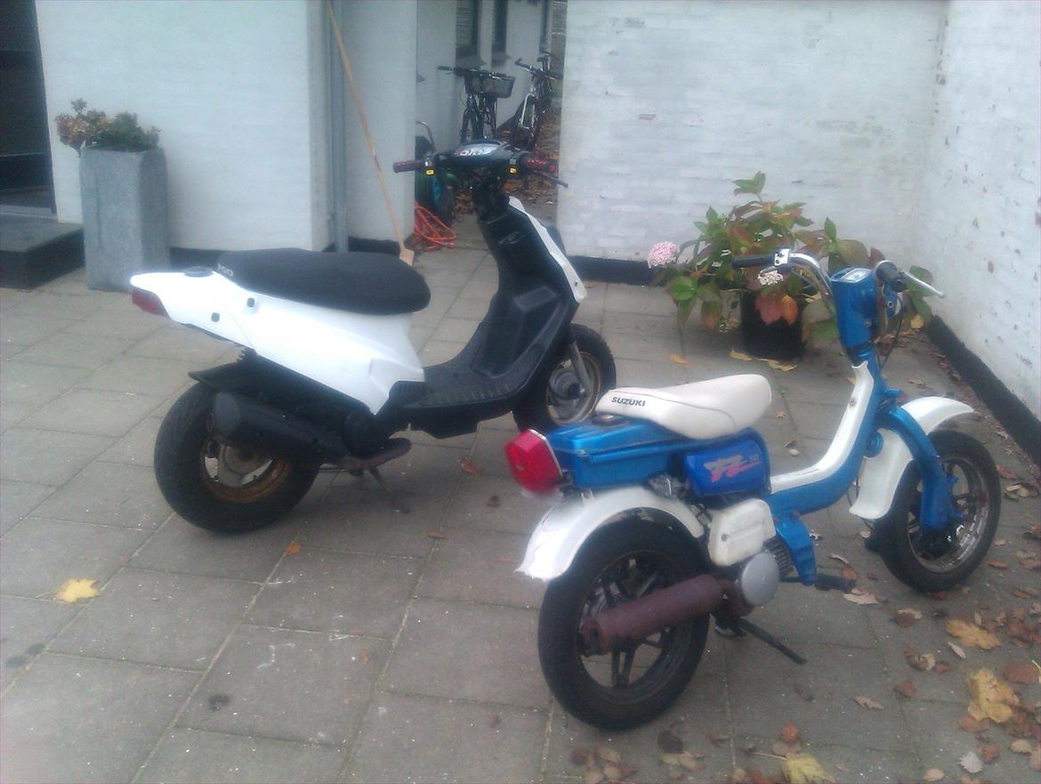 PGO Hot50 AC - SD - Med standard styr, taget hos Mads sammen med Sunes FZ :). billede 8