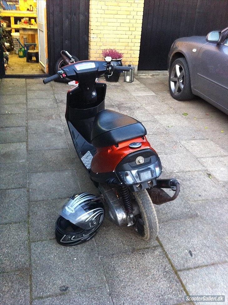 Yamaha jog as solgt billede 2