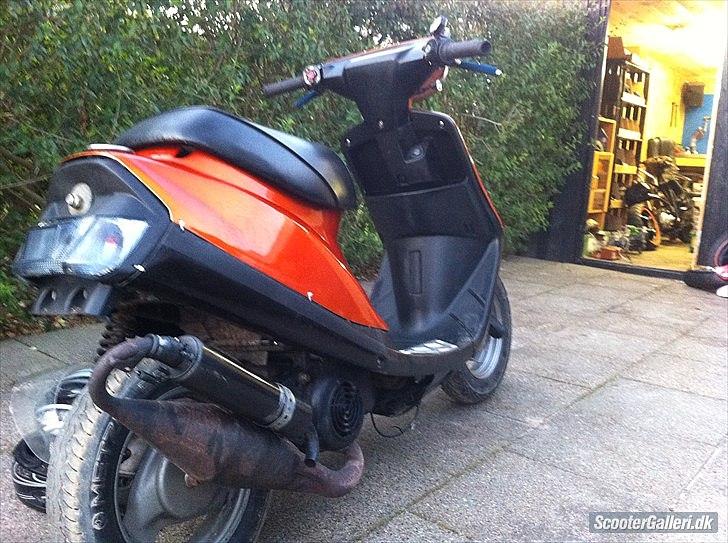 Yamaha jog as solgt billede 5