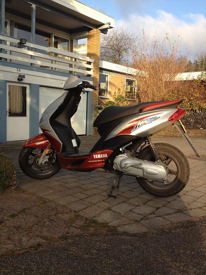 Yamaha Jog R (2011) - Min elskede skat <3 billede 1