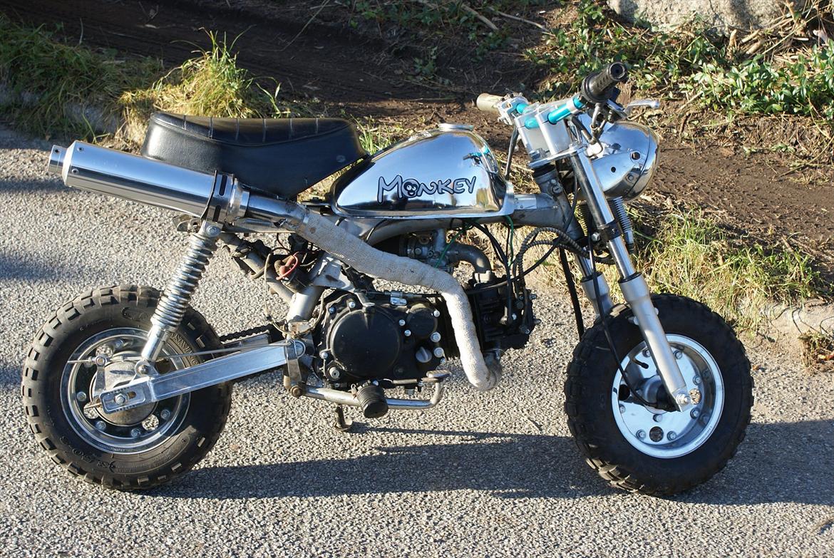 Skyteam monkey billede 3