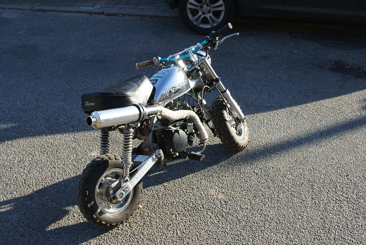 Skyteam monkey billede 10