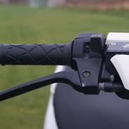 Yamaha Jog r  [tidl. scooter]