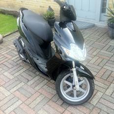 Yamaha jog r (Thilde)