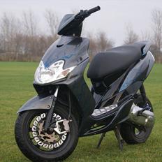 Yamaha JogR ThunderAirbrush