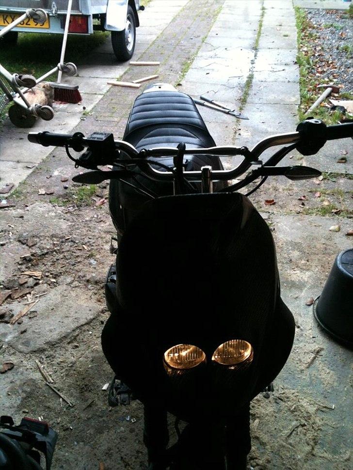 PGO pmx naked billede 2