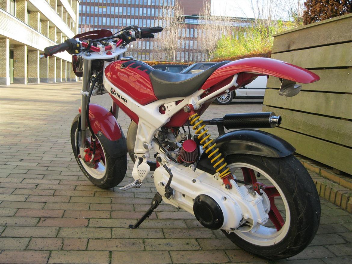 Suzuki Street Magic  SOLGT billede 1