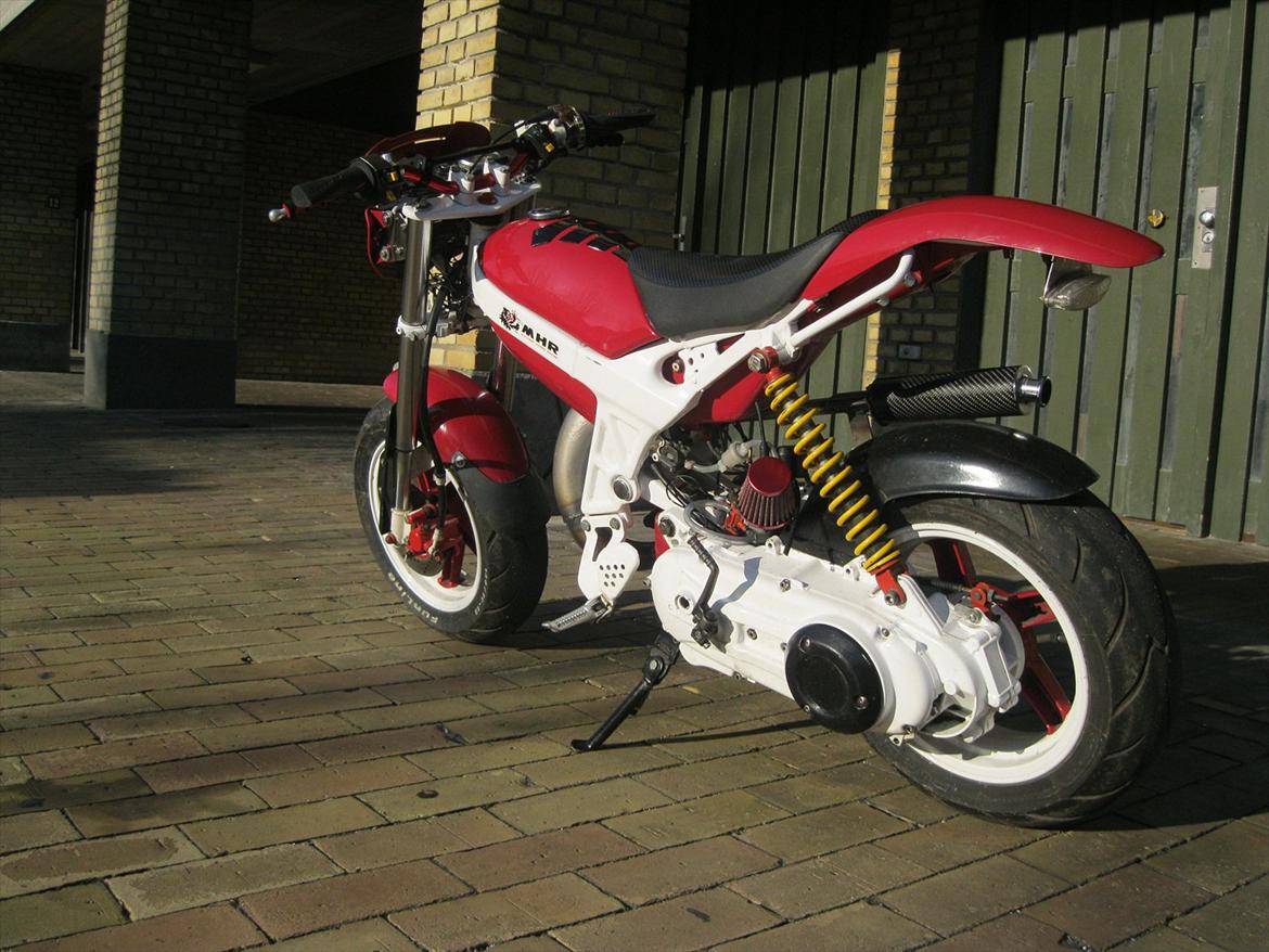 Suzuki Street Magic  SOLGT billede 5