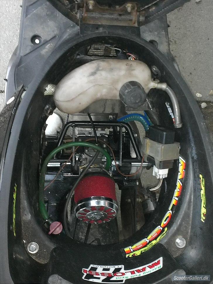 Yamaha jog r billede 7