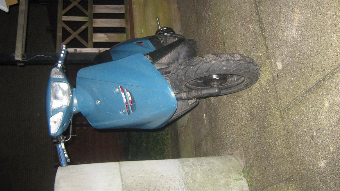 Yamaha jog solgt  billede 2