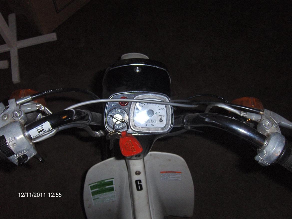 Suzuki FZ 50 - den har kørt 46xxkm. billede 12