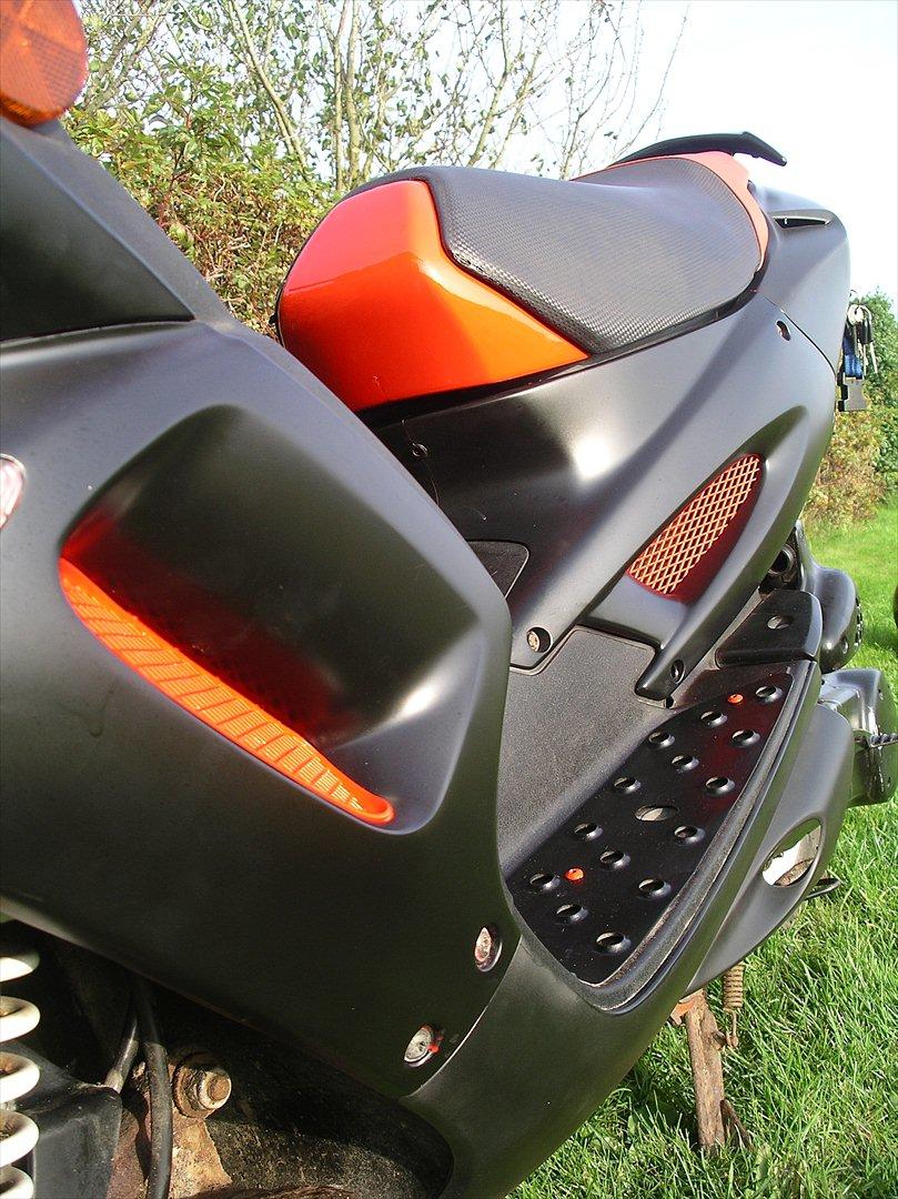 Peugeot Speedfight 2 [SOLGT] billede 1