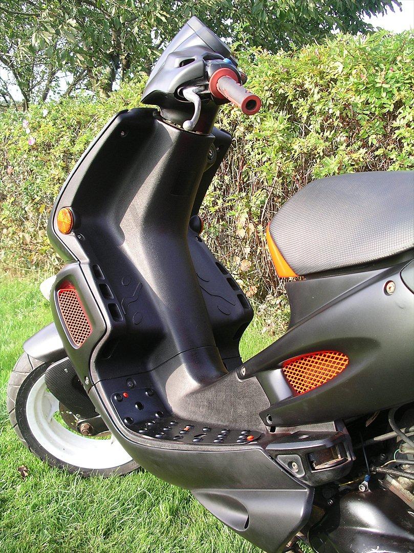 Peugeot Speedfight 2 [SOLGT] billede 2