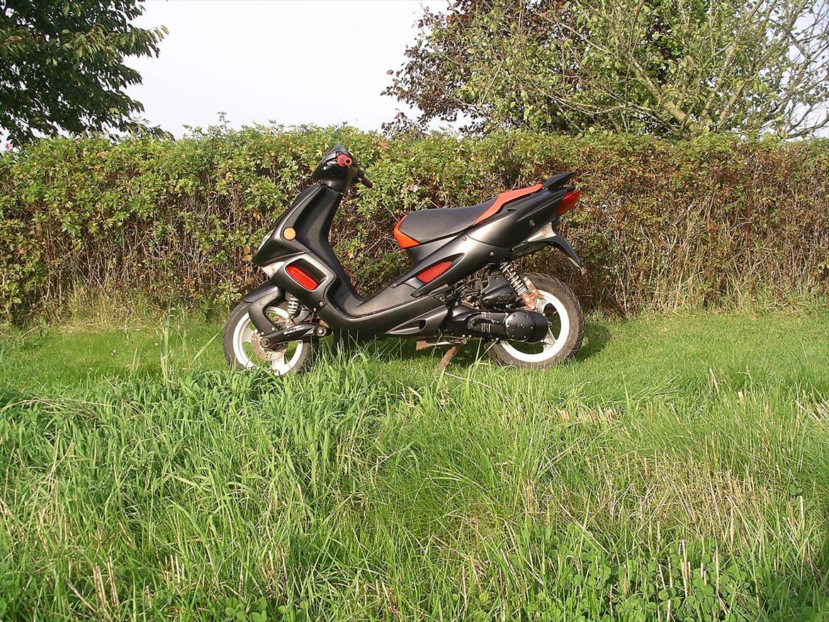 Peugeot Speedfight 2 [SOLGT] billede 12