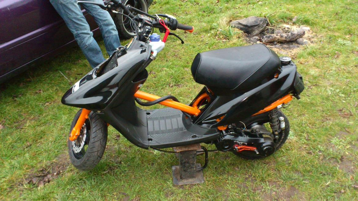 Yamaha jog fs as lc ts (SOLGT) billede 1